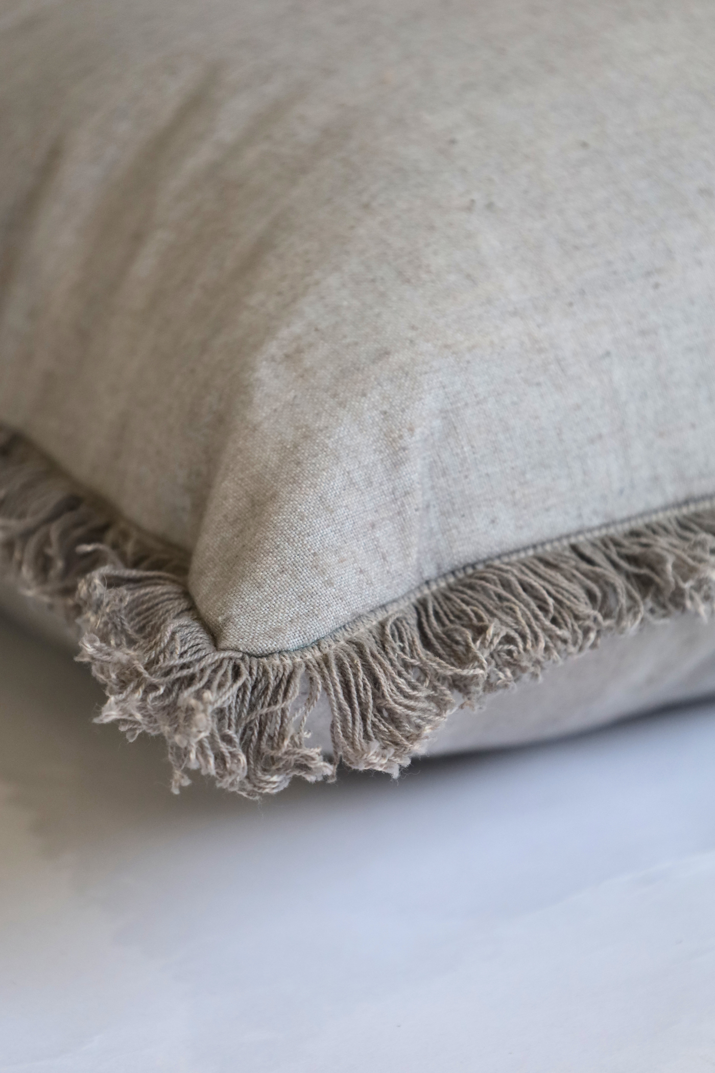 ANTIQUE WHITE LINEN CUSHION